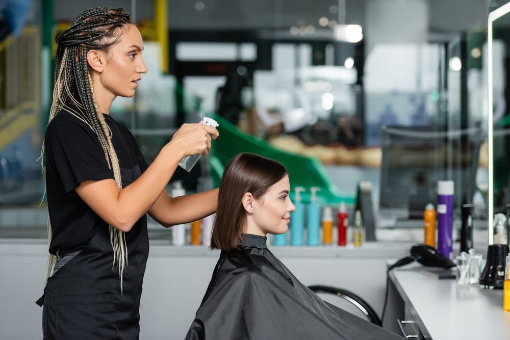 Cómo aprovechar al máximo su visita al salón de belleza: consejos de los profesionales